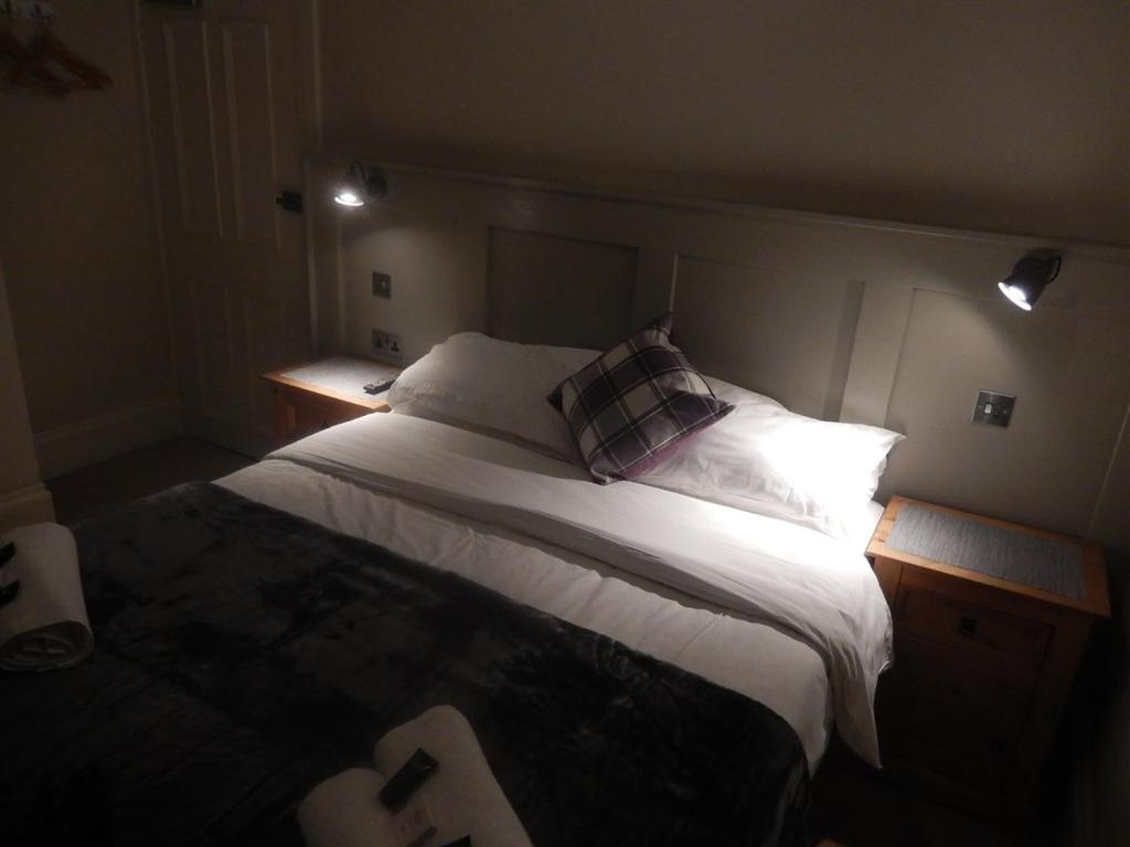 The Bear Marlborough Hotel Room photo